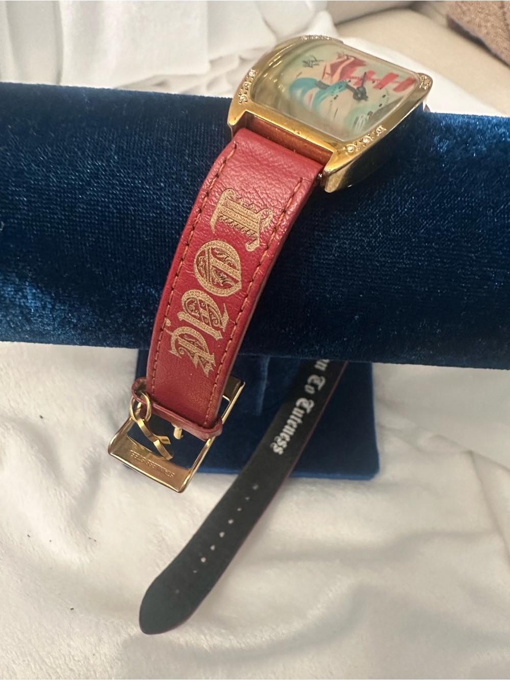 Harajuku Lovers Gwen Stefani Vintage Red Double Wrap Watch HLLA40 - VGUC - Picture 3 of 9
